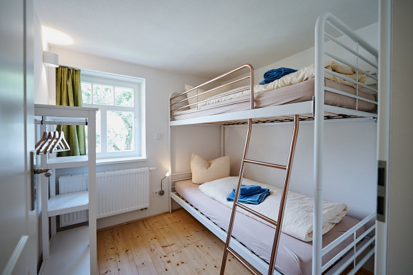 20220706-Starke-Gutshof-Schirgiswalde-Holunder-Kinderzimmer-Schlafbereich-Stockbett.jpg